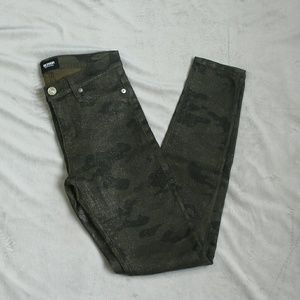 NWT - Hudson Midrise Nico Super Skinny Jeans